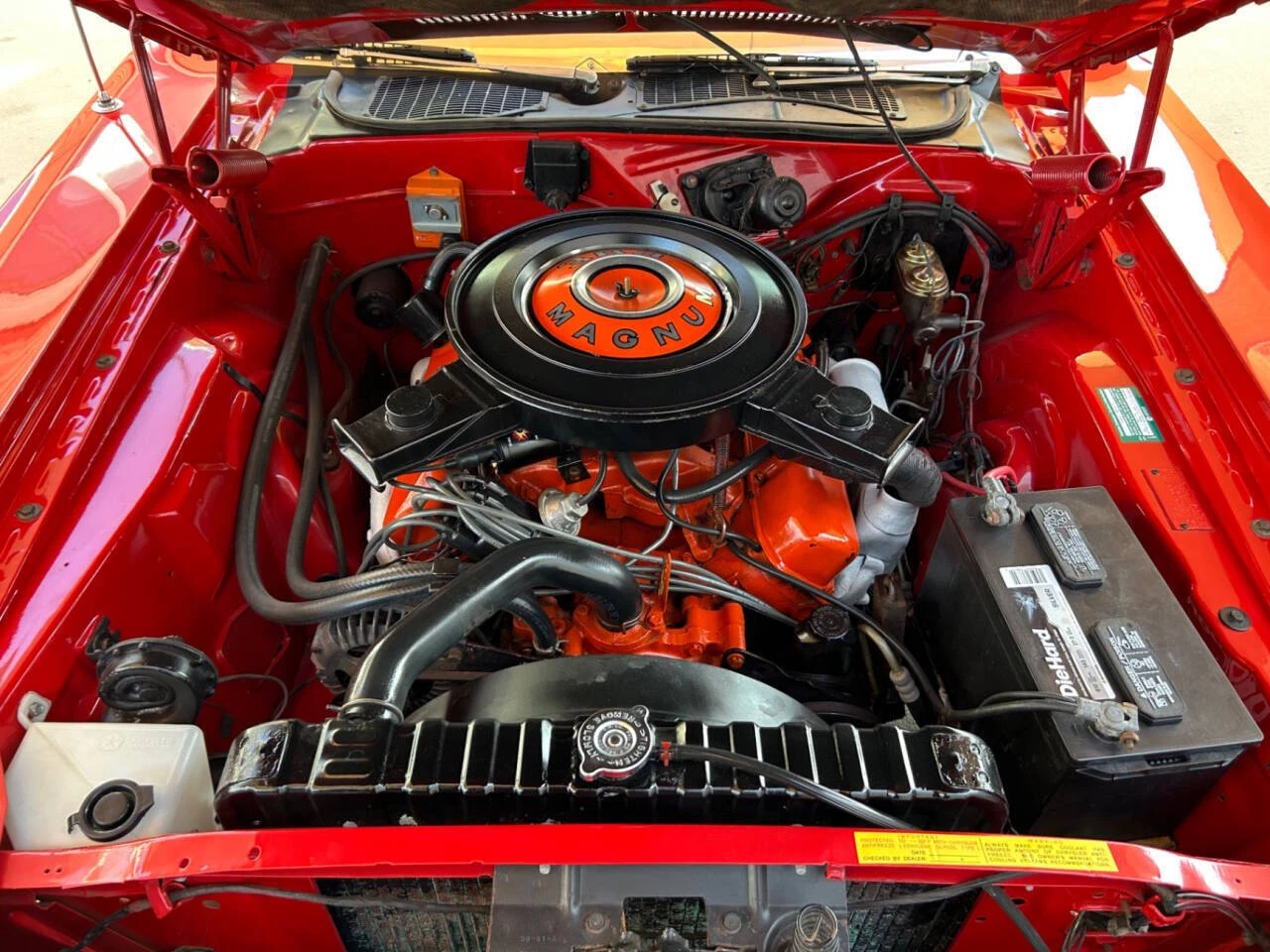 1970 Dodge Challenger-r/t tribute 383 v8 magnum engine