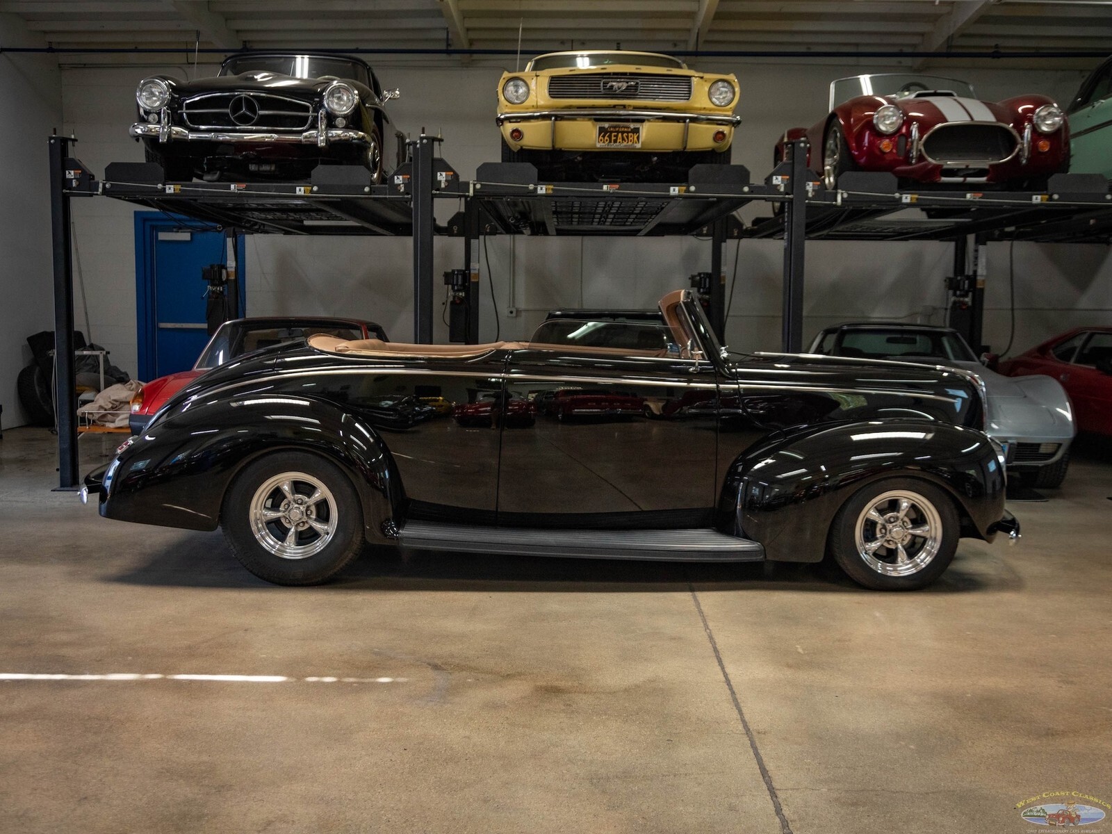 1940 Ford Deluxe Cabriolet Custom Street Rod